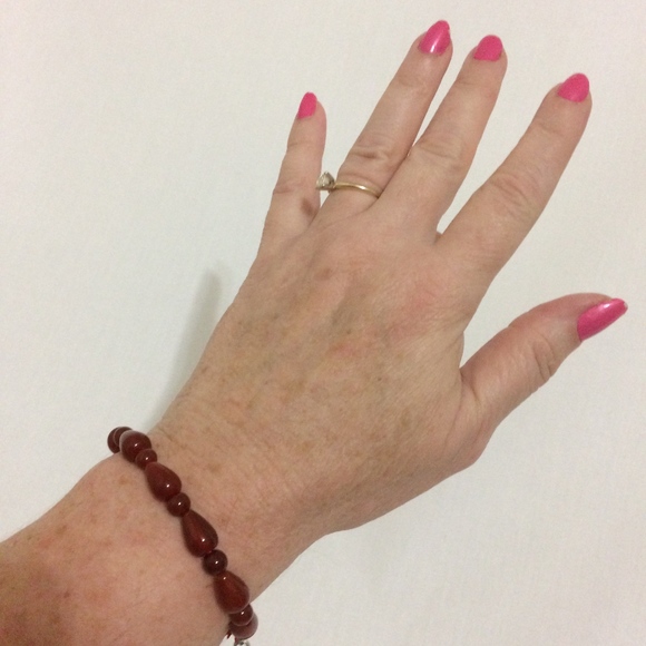 Women's Red Stone Stretch Bracelet - Picture 3 of 3